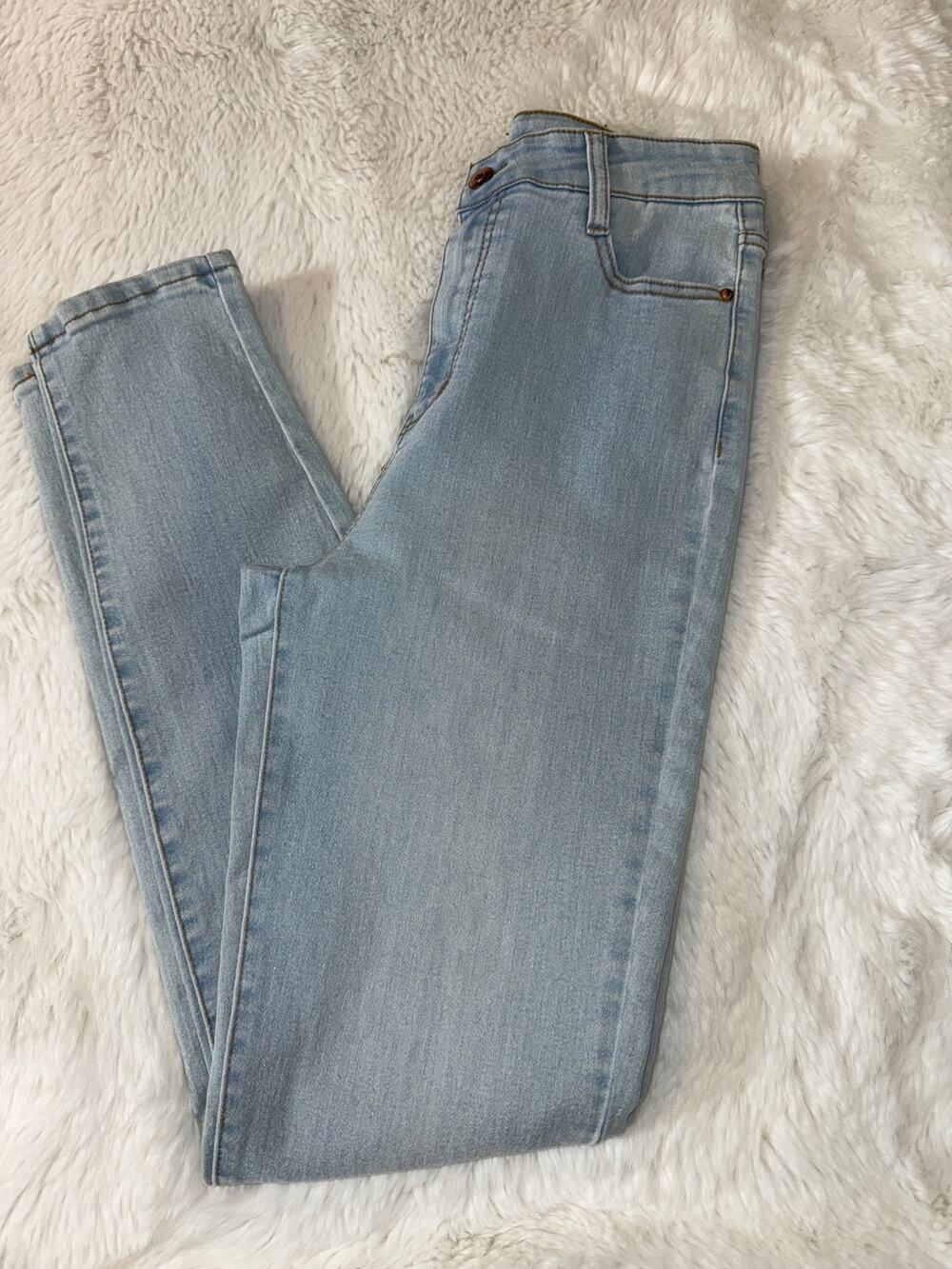 Fashion Nova High Waisted Skinny Jeans - Light Wash Size 9